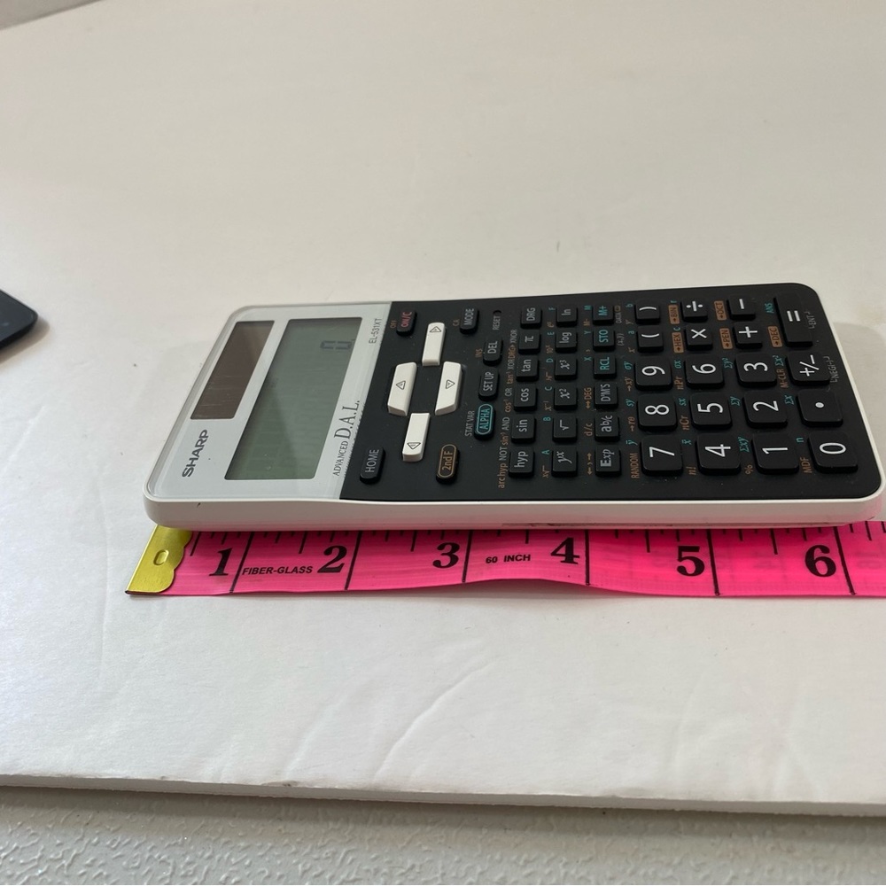 Sharp scientific calculator. EL531- tx. Preowned - Picture 3 of 5